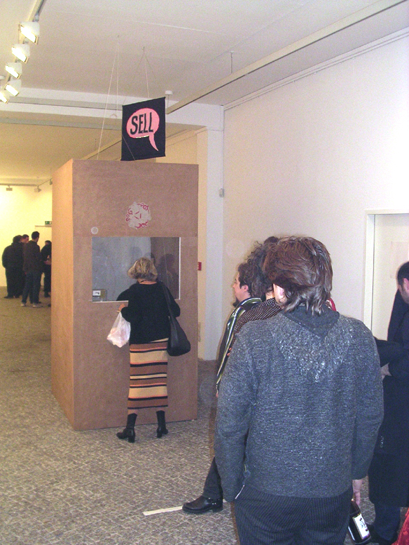Aktion reuka.trust Galerie Otto Nagel Berlin Wedding  2004
Felix Carl,Annette Stieger und Tamara Trölsch